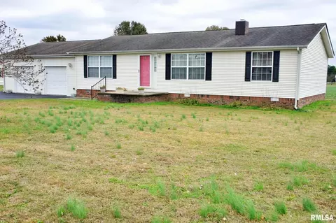 26 Henry Rd, Metropolis, IL 62960