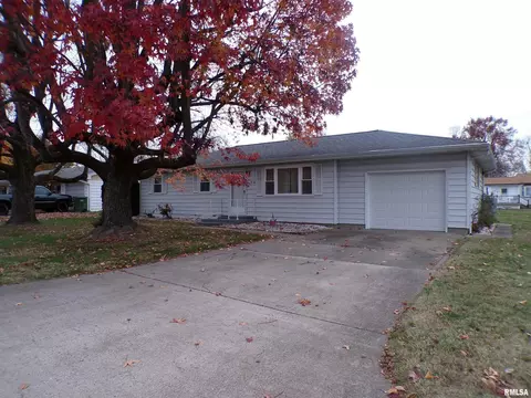 205 Dixie Dr, Chester, IL 62233