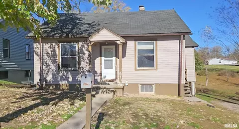 203 George St, Anna, IL 62906