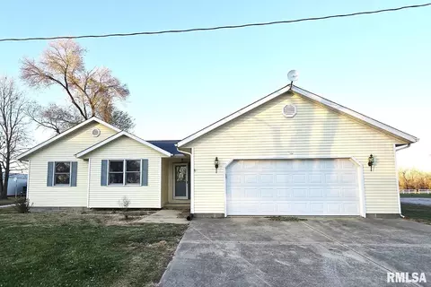 1129 1650 E Ave, Vandalia, IL 62471