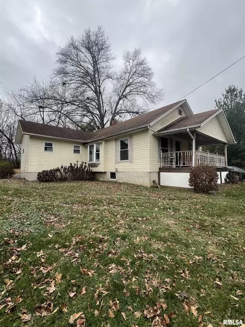 1717 Stanley Ave, Mount Vernon, IL 62864