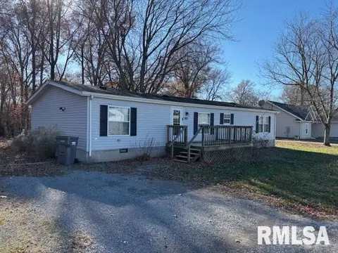 501 Barr St, Carterville, IL 62918