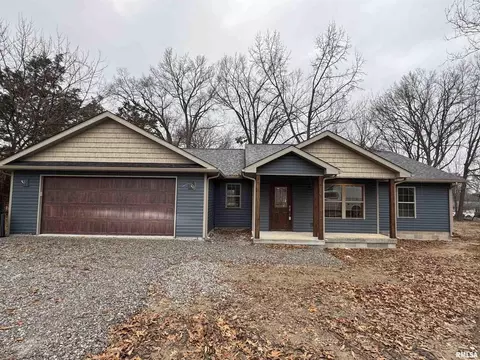 214 Saddie Ln, Cambria, IL 62915