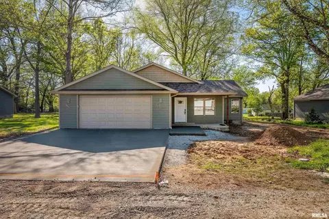 212 Saddie Ln, Cambria, IL 62915