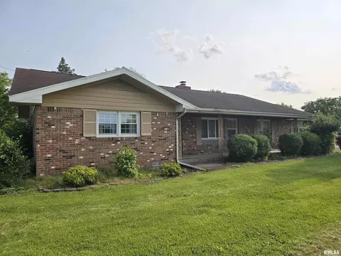405 Easthaven Dr, Centralia, IL 62801