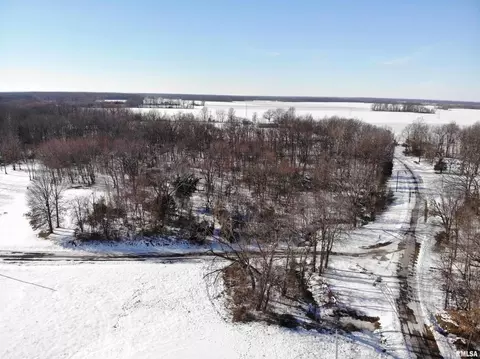 5665 Woodard School Rd, Salem, IL 62881