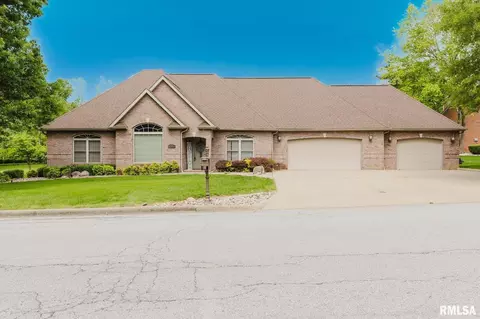 2730 Kokopelli Dr, Marion, IL 62959