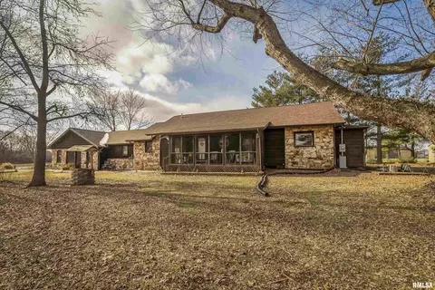 2593 State Highway 184 Hwy, Royalton, IL 62983