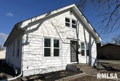 1606 W Copeland St, Marion, IL 62959