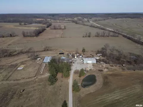 2277 Rector Creek Rd, Thompsonville, IL 62890