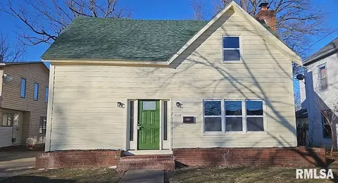 1008 Oakland Ave, Mount Vernon, IL 62864