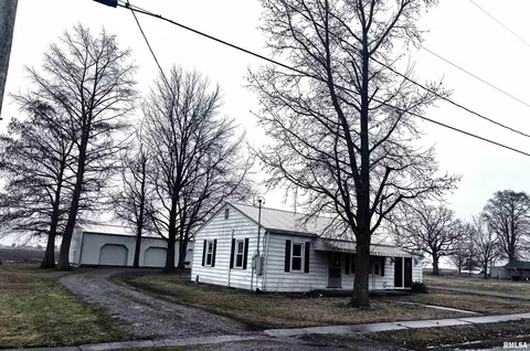 370 Bryden Rd, Vergennes, IL 62994