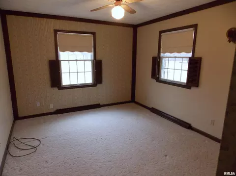 Bedroom - 1723 Walnut Hill Rd, Centralia, IL 62801 photo 5 of 5