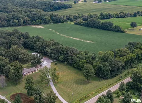 View/Area - 1723 Walnut Hill Rd, Centralia, IL 62801 photo 1 of 3
