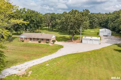 Other - 1723 Walnut Hill Rd, Centralia, IL 62801 photo 2 of 25