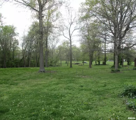 0000 Enterprise St, Benton, IL 62812