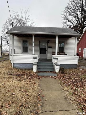 337 N Division St, Du Quoin, IL 62832