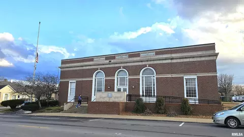 200 E Main St, Marion, IL 62959 photo 5
