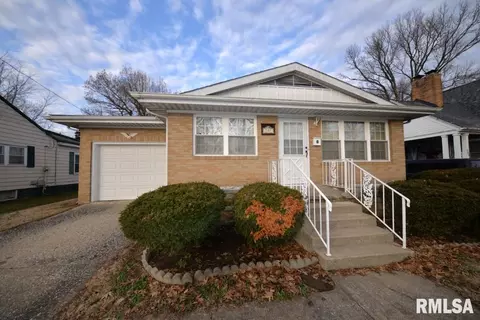 707 S 23rd St, Mount Vernon, IL 62864