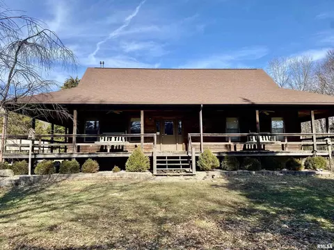 2501 Soper Rd, Odin, IL 62870