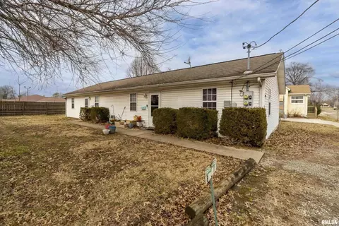 702 N Granite St, Marion, IL 62959