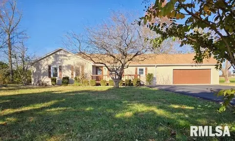 12266 E Violet Rd, Mount Vernon, IL 62864
