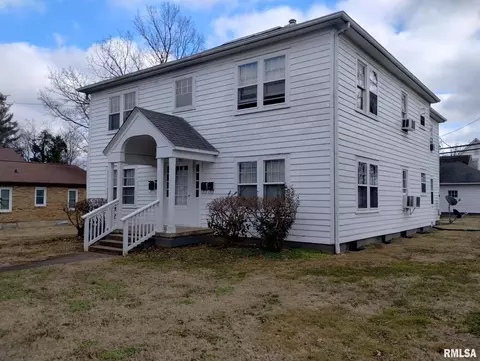 516 Main St #4, Anna, IL 62906