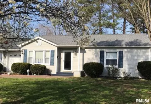 2142 Gartside St, Murphysboro, IL 62966