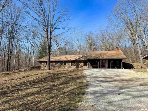 780 Mountain Glen Rd, Cobden, IL 62920