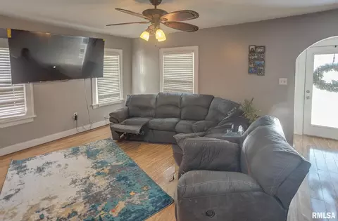 104 E 4th St, Sparta, IL 62286 photo 7