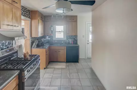 104 E 4th St, Sparta, IL 62286 photo 12