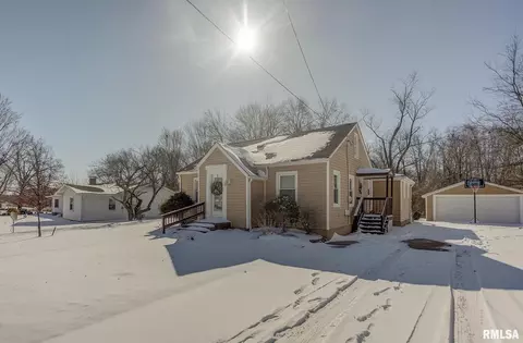 104 E 4th St, Sparta, IL 62286