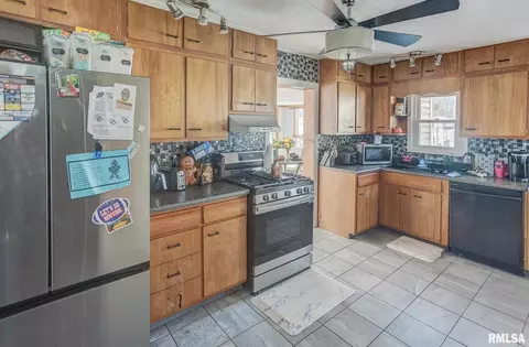 104 E 4th St, Sparta, IL 62286 photo 11