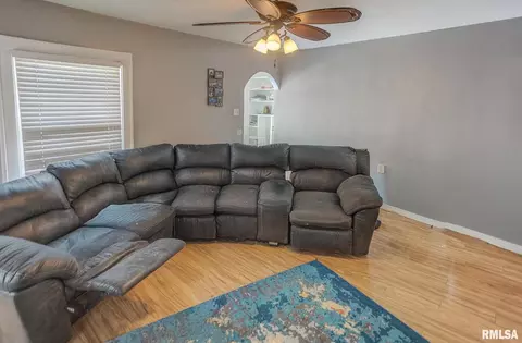 104 E 4th St, Sparta, IL 62286 photo 8