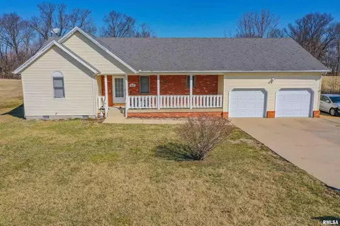 5157 E Highway 50, Salem, IL 62881