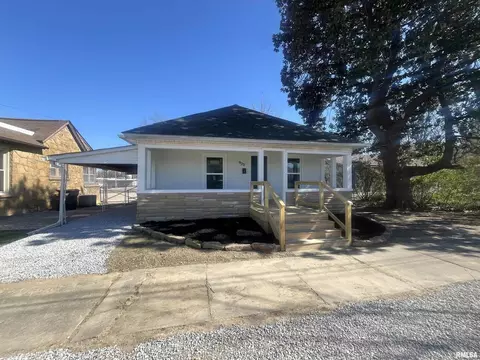 920 Vienna St, Metropolis, IL 62960