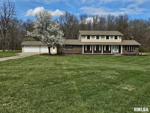 11636 E Goshen Meadows Rd, Mount Vernon, IL 62864