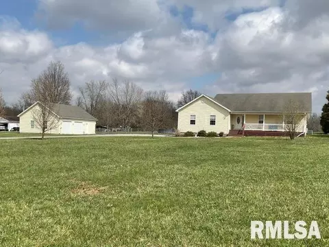 373 Pankey Rd, Carrier Mills, IL 62917