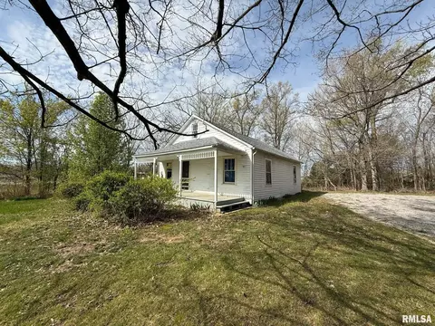 1411 Main St, Carterville, IL 62918
