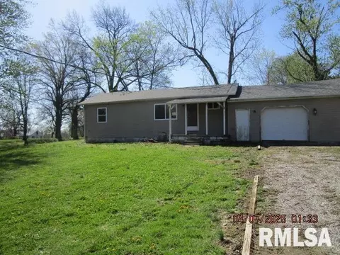 317 E North St, Enfield, IL 62835