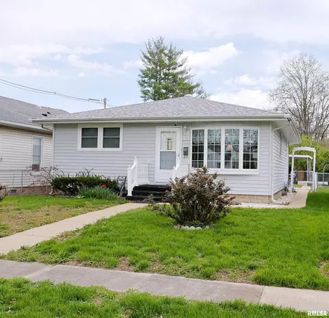 1305 S S Pne, Centralia, IL 62801