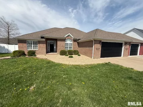 1108 Folgers St, Marion, IL 62959
