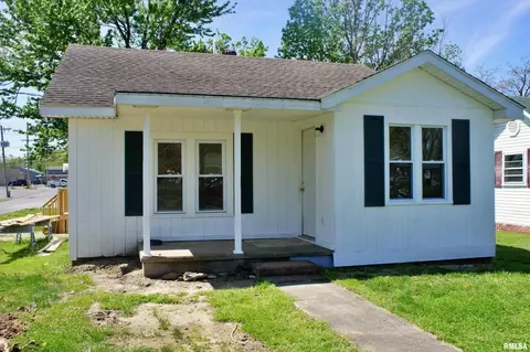 700 W 11th St, Metropolis, IL 62960