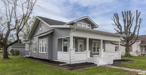 810 E Main St, West Frankfort, IL 62896