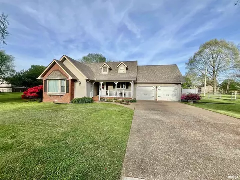 54 James Dr, Metropolis, IL 62960