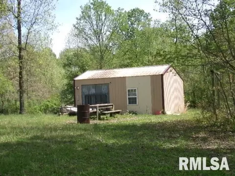 126 Ashford Rd, Elizabethtown, IL 62831