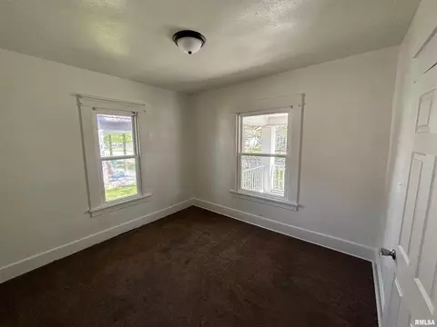 1014 E Broadway St, Centralia, IL 62801 photo 14