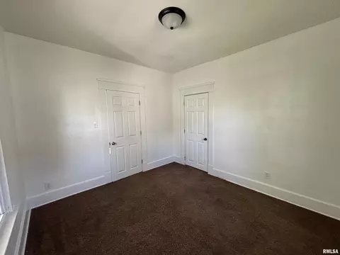 1014 E Broadway St, Centralia, IL 62801 photo 13