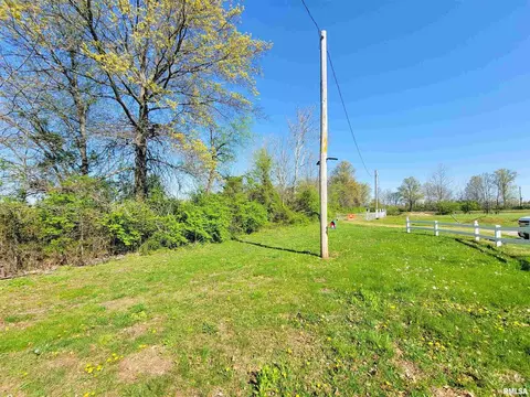 1110 W 7th St, Flora, IL 62839 photo 42