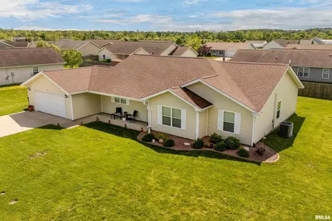11293 Nora Ln, Carterville, IL 62918